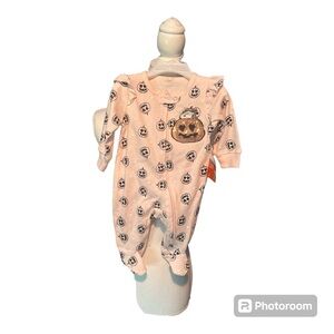 Peanuts Halloween Snoopy Onesie 0-3 months
